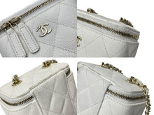 画像をギャラリービューアに読み込む, CHANEL シャネル マトラッセ スモールバニティ チェーンショルダーバッグ AP1340 ココマーク ホワイト 32番台 美品 中古 4c069748
