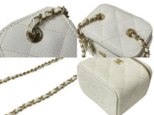 画像をギャラリービューアに読み込む, CHANEL シャネル マトラッセ スモールバニティ チェーンショルダーバッグ AP1340 ココマーク ホワイト 32番台 美品 中古 4c069748