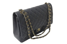 Load image into Gallery viewer, 新品同様 CHANEL シャネル デカマトラッセ33 Wチェーンショルダーバッグ Wフラップ ランダム キャビアスキン ゴールド金具 中古 4c069770