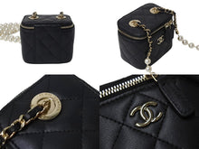 画像をギャラリービューアに読み込む, 極美品 CHANEL シャネル スモールバニティ パールショルダーバッグ 31番台 AP2581 ココマーク ラムスキン フェイクパール 中古 4c069772
