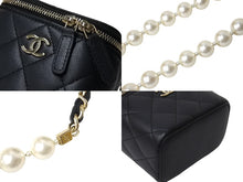 画像をギャラリービューアに読み込む, 極美品 CHANEL シャネル スモールバニティ パールショルダーバッグ 31番台 AP2581 ココマーク ラムスキン フェイクパール 中古 4c069772