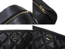 画像をギャラリービューアに読み込む, CHANEL シャネル マトラッセ ココマーク コスメポーチ 29番台 カーフスキン ブラック ゴールド金具 美品 中古 4c069782