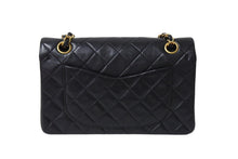 画像をギャラリービューアに読み込む, CHANEL シャネル チェーンショルダーバッグ Wフラップ マトラッセ23 ラムスキン 3番台 ブラック ゴールド 美品 中古 4c069887