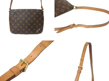 Load image into Gallery viewer, LOUIS VUITTON ルイヴィトン モノグラム ミュゼットタンゴ ショルダーバッグ M51388 ロゴ 斜め掛け 鞄 ゴールド金具 美品 中古 4c069914