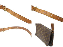 Load image into Gallery viewer, LOUIS VUITTON ルイヴィトン モノグラム ミュゼットタンゴ ショルダーバッグ M51388 ロゴ 斜め掛け 鞄 ゴールド金具 美品 中古 4c069914