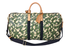 画像をギャラリービューアに読み込む, 新品同様 LOUIS VUITTON ルイヴィトン ×村上隆 キーポルバンドリエール55 モノグラムモフラージュ M95774 ゴールド金具 中古4c069918