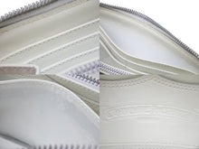 画像をギャラリービューアに読み込む, CHROME HEARTS クロムハーツ RECFZIP 3セメタリークロスパッチ マルチパッチ ラウンドジップ 長財布 美品 中古 4c070114