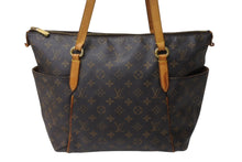 Load image into Gallery viewer, LOUIS VUITTON ルイヴィトン トータリーMM トートバッグ M56689 PVC ブラウン ゴールド金具 美品 中古 4c070126