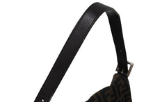 画像をギャラリービューアに読み込む, FENDI フェンディ マンマバケット ワンショルダーバッグ 26424 ズッカ柄 コットンキャンバス レザー シルバー金具 美品 中古 4c070166