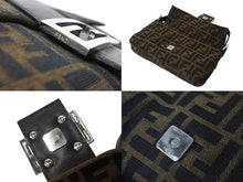 画像をギャラリービューアに読み込む, FENDI フェンディ マンマバケット ワンショルダーバッグ 26424 ズッカ柄 コットンキャンバス レザー シルバー金具 美品 中古 4c070174