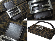 画像をギャラリービューアに読み込む, FENDI フェンディ マンマバケット ワンショルダーバッグ 26424 ズッカ柄 コットンキャンバス レザー シルバー金具 美品 中古 4c070176