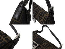 画像をギャラリービューアに読み込む, FENDI フェンディ マンマバケット ワンショルダーバッグ 26424 ズッカ柄 コットンキャンバス レザー シルバー金具 美品 中古 4c070180