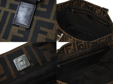 画像をギャラリービューアに読み込む, FENDI フェンディ ハンドバッグ ズッカ柄 26693 イタリア製 キャンバス レザー ブラウン シルバー金具 美品 中古 4c070200