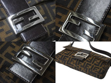 画像をギャラリービューアに読み込む, FENDI フェンディ マンマバケット ワンショルダーバッグ 26424 ズッカ柄 コットンキャンバス レザー シルバー金具 美品 中古 4c070202