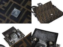 画像をギャラリービューアに読み込む, FENDI フェンディ マンマバケット ワンショルダーバッグ 26424 ズッカ柄 コットンキャンバス レザー シルバー金具 美品 中古 4c070202