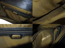 画像をギャラリービューアに読み込む, FENDI フェンディ ズッカ ショルダーバッグ イタリア製 キャンバス エピレザー ベージュ ブラック ゴールド金具 美品 中古 4c070212