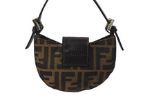 画像をギャラリービューアに読み込む, 極美品 FENDI フェンディ ズッカ ミニポーチ ワンショルダーバッグ型 イタリア製 キャンバス レザー ブラウン シルバー金具 中古 4c070233