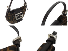 画像をギャラリービューアに読み込む, 極美品 FENDI フェンディ ズッカ ミニポーチ ワンショルダーバッグ型 イタリア製 キャンバス レザー ブラウン シルバー金具 中古 4c070233