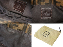 画像をギャラリービューアに読み込む, 極美品 FENDI フェンディ ズッカ ミニポーチ ワンショルダーバッグ型 イタリア製 キャンバス レザー ブラウン シルバー金具 中古 4c070233