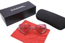 画像をギャラリービューアに読み込む, CHANEL シャネル リムレス サングラス 4017-D c.124/58 サイズ62□17 120 ココマーク ラインストーン ピンク グラデーション 美品 中古 4c070244