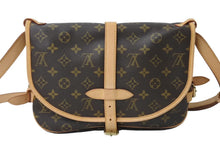 画像をギャラリービューアに読み込む, 極美品 LOUIS VUITTON ルイヴィトン ソミュール30 ショルダーバッグ ブラウン モノグラム ロゴ 斜めがけ M42256 中古 4c070255