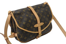 画像をギャラリービューアに読み込む, 極美品 LOUIS VUITTON ルイヴィトン ソミュール30 ショルダーバッグ ブラウン モノグラム ロゴ 斜めがけ M42256 中古 4c070255