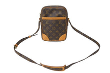 画像をギャラリービューアに読み込む, LOUIS VUITTON ルイヴィトン モノグラム ダヌーブ ショルダーバッグ M45266 ゴールド金具 ロゴ 良品 中古 4c070259