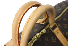 Load image into Gallery viewer, LOUIS VUITTON ルイヴィトン モノグラム キーポル55 ボストンバッグ ブラウン ロゴ ゴールド金具 M41414 美品 中古 4c070260