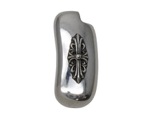 Load image into Gallery viewer, CHROME HEARTS クロムハーツ BEANS LIGHTER CASE ビーンズ ライターケース 重量約127.8g フローラルクロス シルバー 美品 中古 4c070264