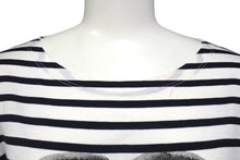 画像をギャラリービューアに読み込む, CHANEL シャネル 長袖Ｔシャツ C07811W04206 サイズM 2008年 クリスマス限定 ココマーク ボーダー ホワイト 美品 中古 4c070293