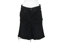 Load image into Gallery viewer, BALENCIAGA バレンシアガ デニムスカート 719270 サイズ36 ダメージ加工 ドッキング ブラック コットン 美品 中古 4c070299