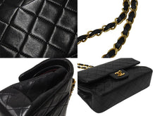 画像をギャラリービューアに読み込む, CHANEL シャネル マトラッセ23 Wフラップ チェーン ショルダーバッグ ラムスキン 1番台 ブラック ゴールド金具 美品 中古 4c070383