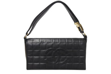 Load image into Gallery viewer, CHANEL シャネル ハンドバッグ ワンショルダー チョコバー ココマーク 6番台 ブラック ラムスキン ゴールド金具 美品 中古 4c070396