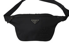 画像をギャラリービューアに読み込む, PRADA プラダ ウエストバッグ ロゴプレート 2VL033 イタリア製 ナイロン レザー ブラック シルバー金具 美品 中古 4c070427