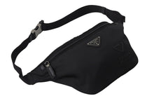 画像をギャラリービューアに読み込む, PRADA プラダ ウエストバッグ ロゴプレート 2VL033 イタリア製 ナイロン レザー ブラック シルバー金具 美品 中古 4c070427