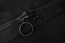 画像をギャラリービューアに読み込む, CHANEL シャネル スポーツライン ボストンバッグ ココマーク 7番台 キャンバス ブラック ナイロン 美品 中古 4c070456