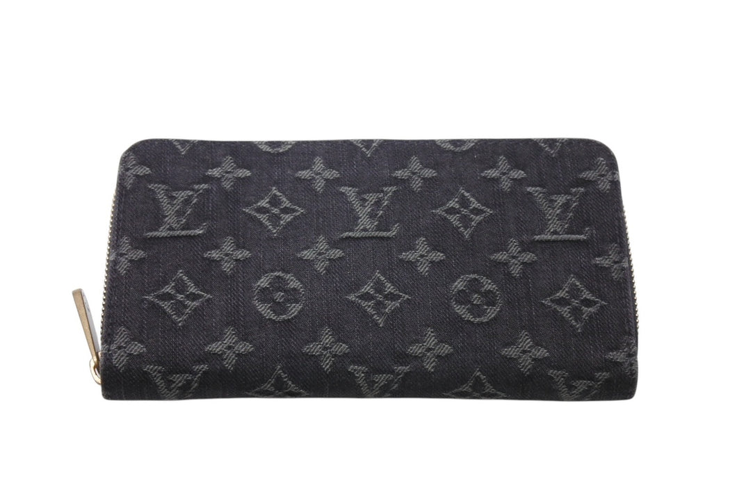 LOUIS VUITTON ルイヴィトン モノグラムデニム ジッピーウォレット M95614 モノグラムデニム ブラック ゴールド金具 美品 中古 4c070483