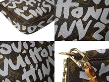 Load image into Gallery viewer, 極美品 LOUIS VUITTON ルイヴィトン ポシェット アクセソワール アクセサーポーチ M92192 モノグラム グラフィティ ホワイト 中古 4c070485