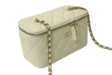 画像をギャラリービューアに読み込む, 極美品 CHANEL シャネル バニティバッグ AP1341 チェーンショルダー キャビアスキン アイボリー ココマーク ランダム番台 中古 4c070537