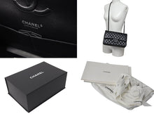 Load image into Gallery viewer, 極美品 CHANEL シャネル チェーンショルダーバッグ マトラッセ25 Wフラップ ソーブラック ランダムシリアル 中古 4c070548