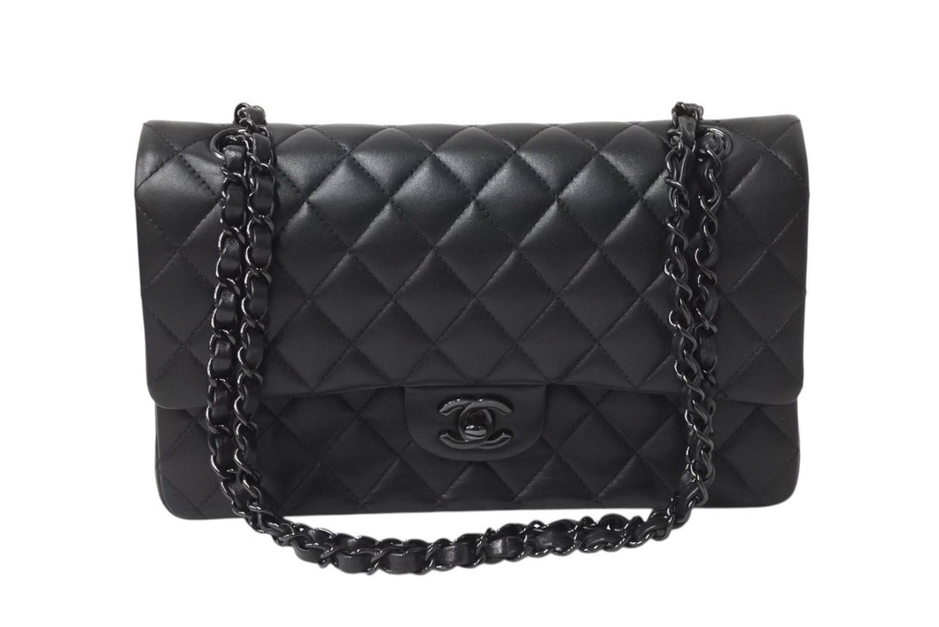 極美品 CHANEL シャネル チェーンショルダーバッグ マトラッセ25 Wフラップ ソーブラック ランダムシリアル 中古 4c070548