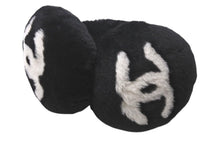 画像をギャラリービューアに読み込む, CHANEL シャネル イヤーマフ ジヨン愛用 イヤーマフラー ココマーク 耳当て ファー ブラック ホワイト 美品 中古 4c070618