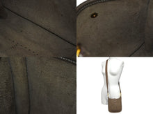 Load image into Gallery viewer, HERMES エルメス エヴリンTPM ショルダーバッグ Z刻印 トリヨンクレマンス エトゥープ フランス製 ゴールド金具 美品 中古 4c070622