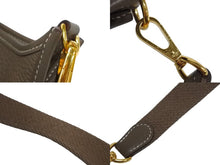 Load image into Gallery viewer, HERMES エルメス エヴリンTPM ショルダーバッグ Z刻印 トリヨンクレマンス エトゥープ フランス製 ゴールド金具 美品 中古 4c070622