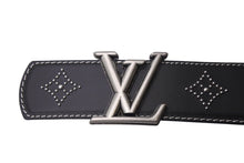 Load image into Gallery viewer, 新品未使用 LOUIS VUITTON ルイヴィトン ベルト LV ディメンション 40MM リバーシブル スタッズ ブラック 90/36 M8847U 中古 4c070673