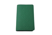 Load image into Gallery viewer, 新品未使用 LOUIS VUITTON ルイヴィトン ノートブックカバーPM・エミリー トリヨンレザー モノグラム グリーン GI1212 中古 4c070676