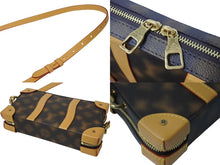 Load image into Gallery viewer, 新品同様 LOUIS VUITTON ルイヴィトン ソフトトランク ショルダーバッグ M81580 ディスイズノットモノグラム 22SS ブラウン 中古 4c070683