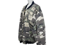 Load image into Gallery viewer, 極美品 RAF SIMONS ラフシモンズ 01AW Riot期 パッチワークボンバージャケット MA-1 ホワイトカモ アーカイブ サイズXXL 中古 4c070712