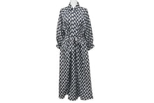 Load image into Gallery viewer, MAX MARA マックスマーラ 総柄ワンピース 122608296 イタリア製 シルク ホワイト ブラック サイズ2 美品 中古 4c070723