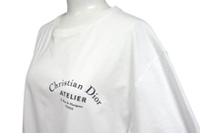 Load image into Gallery viewer, Christian Dior クリスチャンディオール アトリエ ロゴ プリント 半袖Ｔシャツ ホワイト ATELIER コットン 863J62110533 サイズXS 美品 中古 4c070753